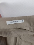 Bawełniany t-shirt premium oraz zwiewna spódnica midi od TATUUM