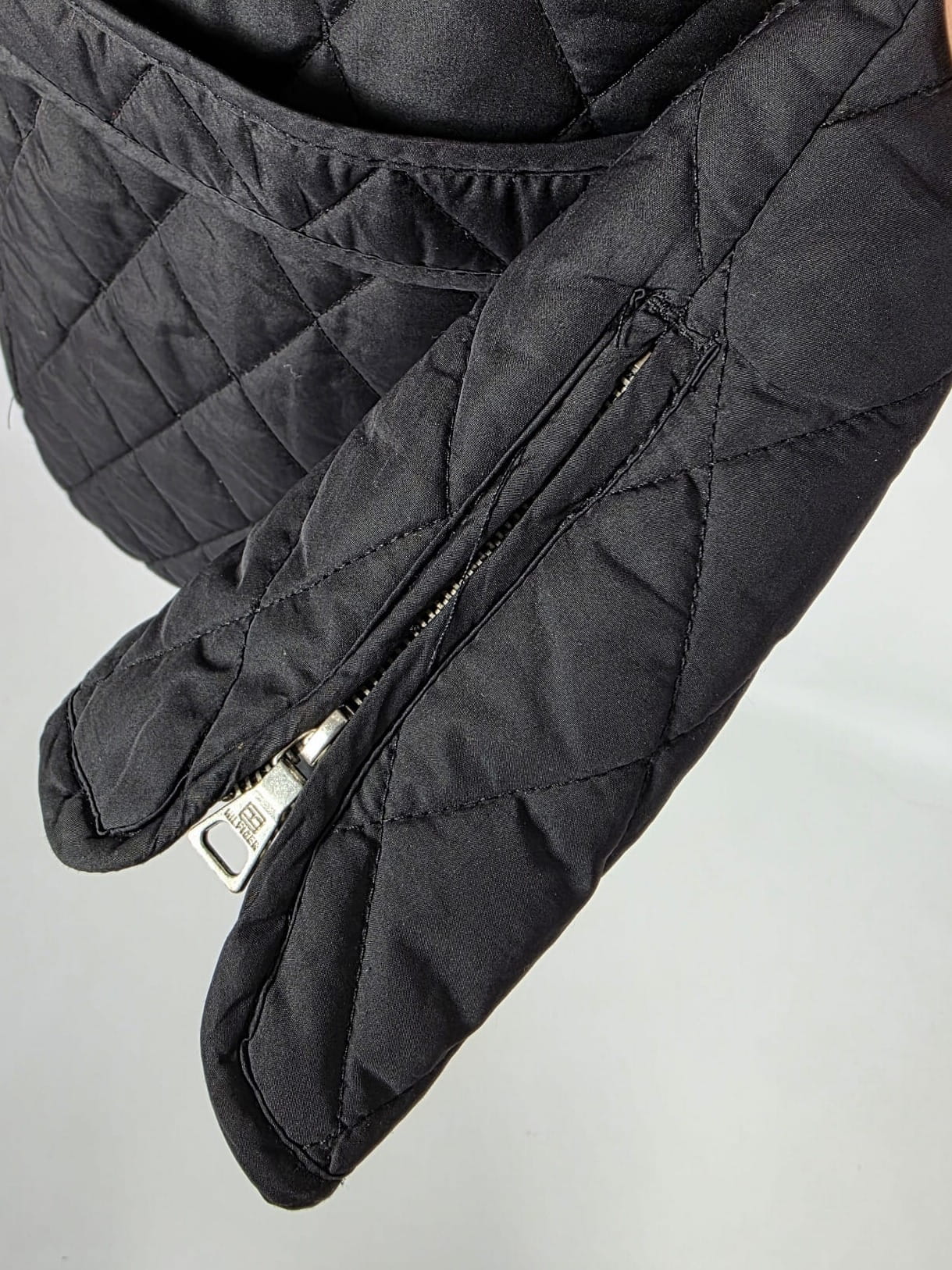 Klasyczna czarna kurtka pikowana Tommy Hilfiger