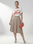 Bawełniany t-shirt premium oraz zwiewna spódnica midi od TATUUM