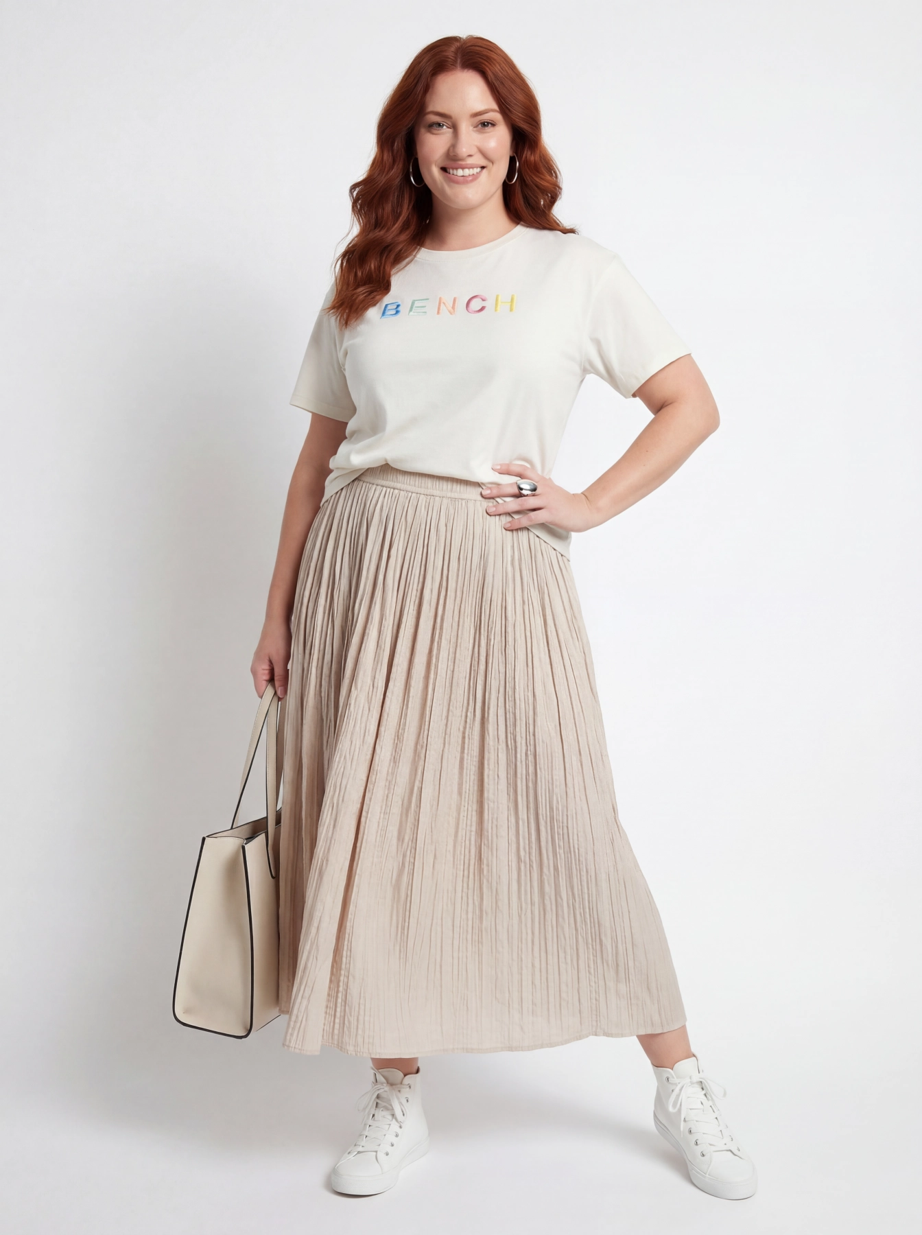 Stylowy komplet z bluzką Bench i spódnicą Free Quent rozm.44