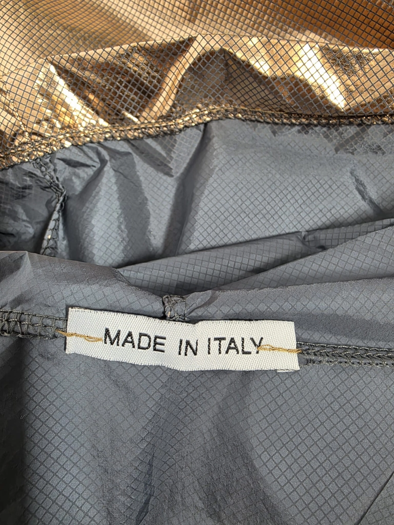 Oversize’owa wiatrówka w odcieniu różowego złota MADE IN ITALY rozm. 44