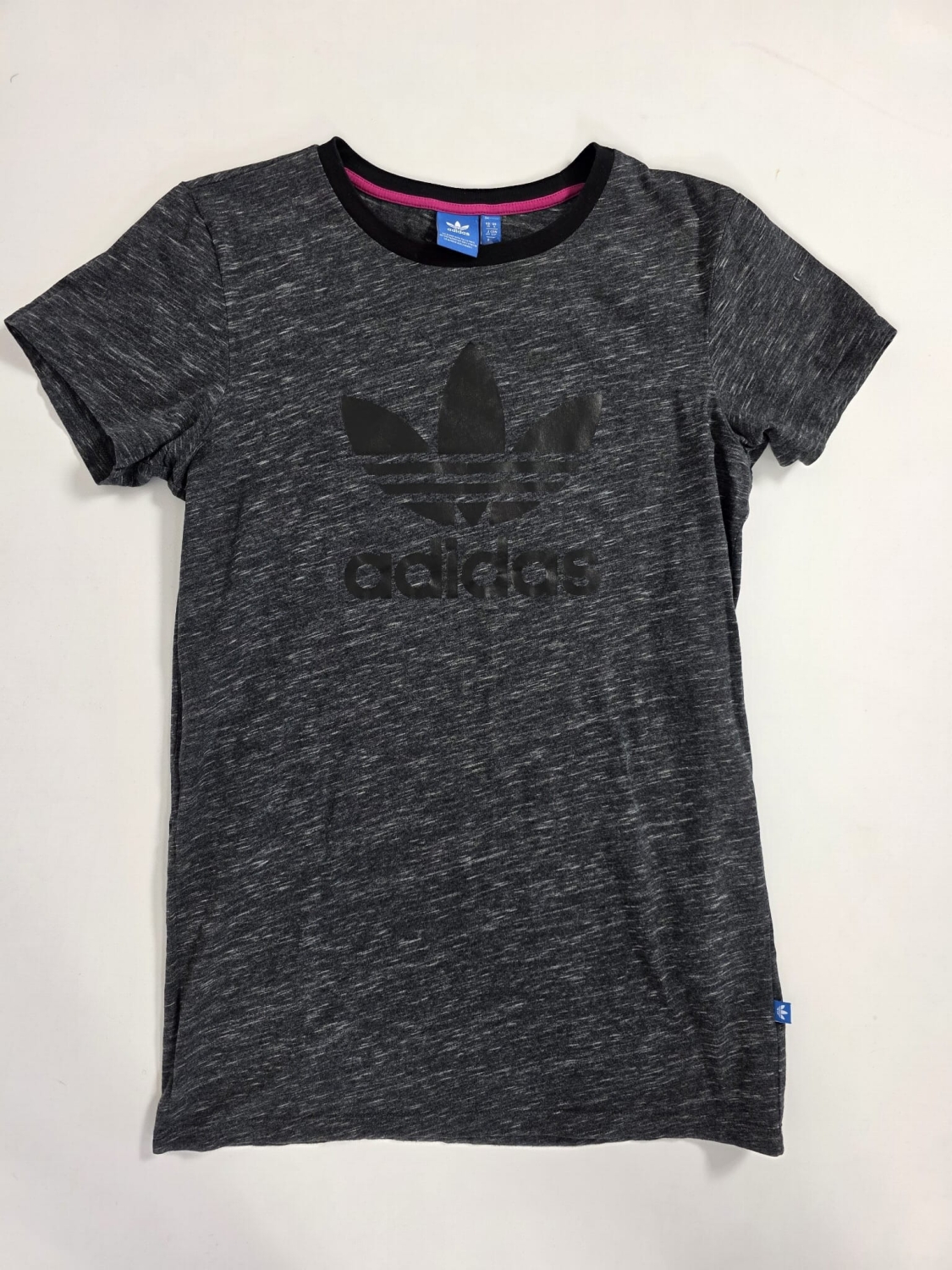 Ciemnoszary t-shirt Adidas