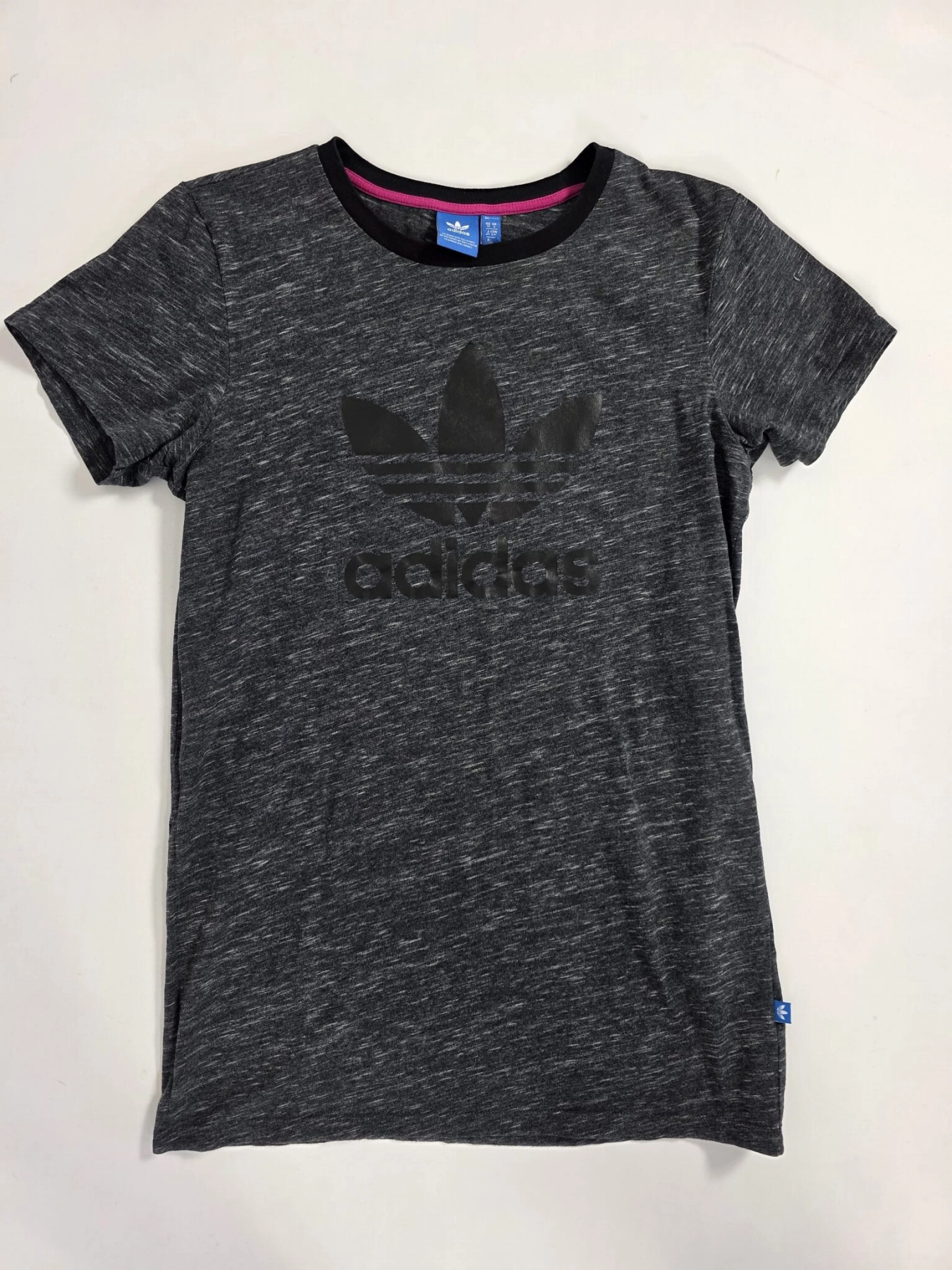 Ciemnoszary t-shirt Adidas
