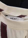 Stylowy t-shirt Next w bordowe paski