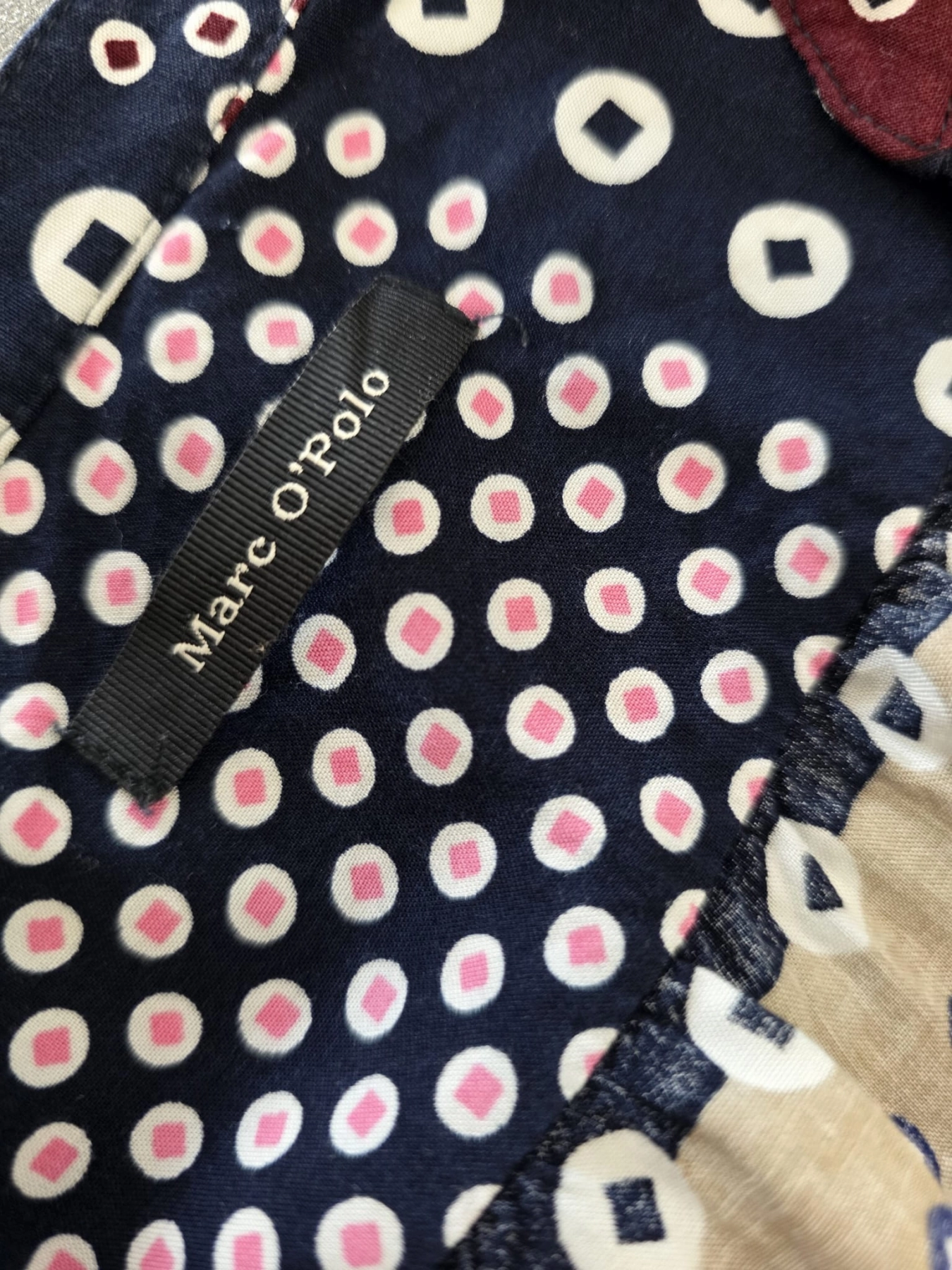 Elegancka koszula z wiskozy w geometryczny print marki Marc O’Polo