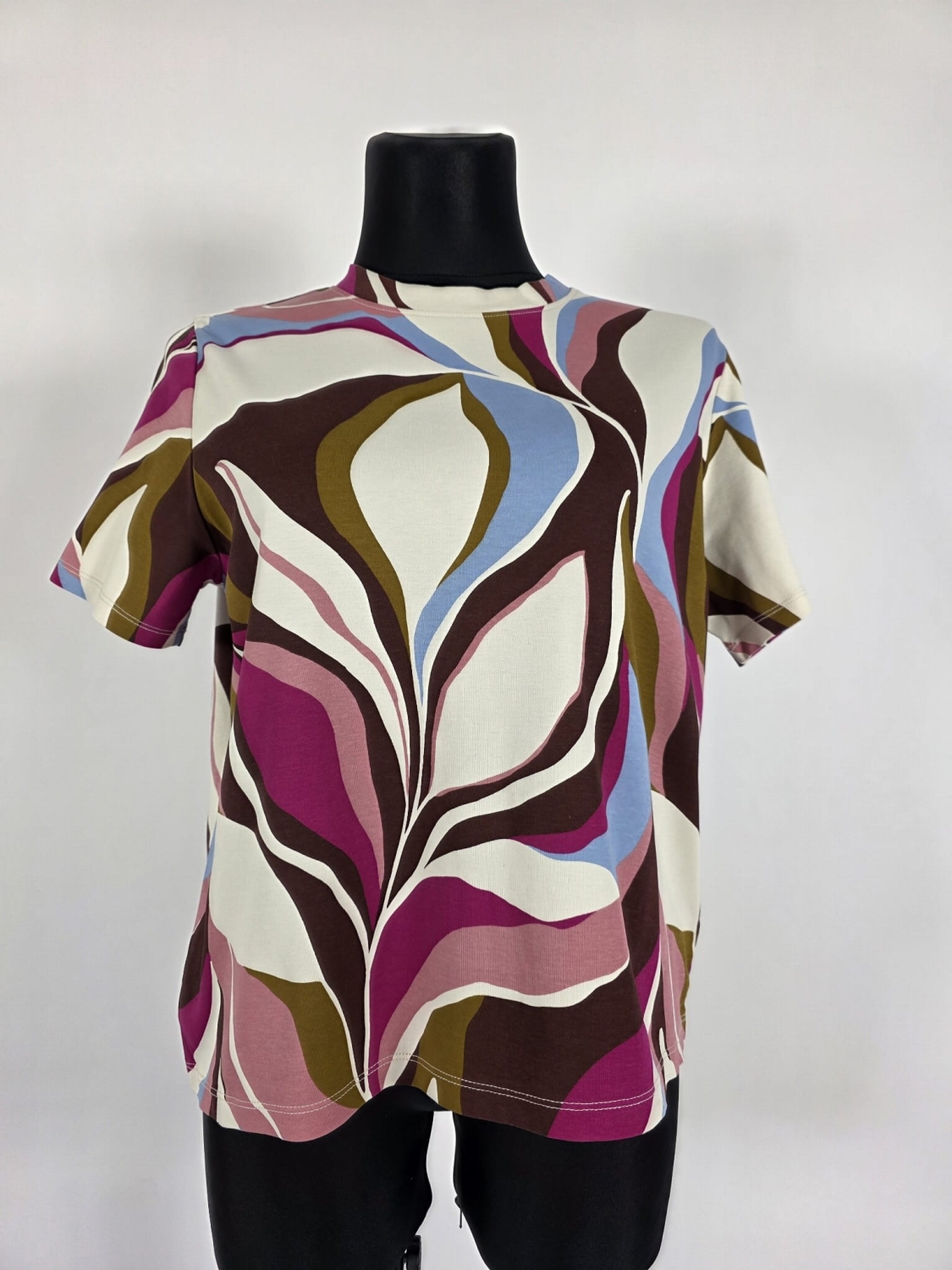 Designerski t-shirt w abstrakcyjne wzory marki C&amp;A rozm 44