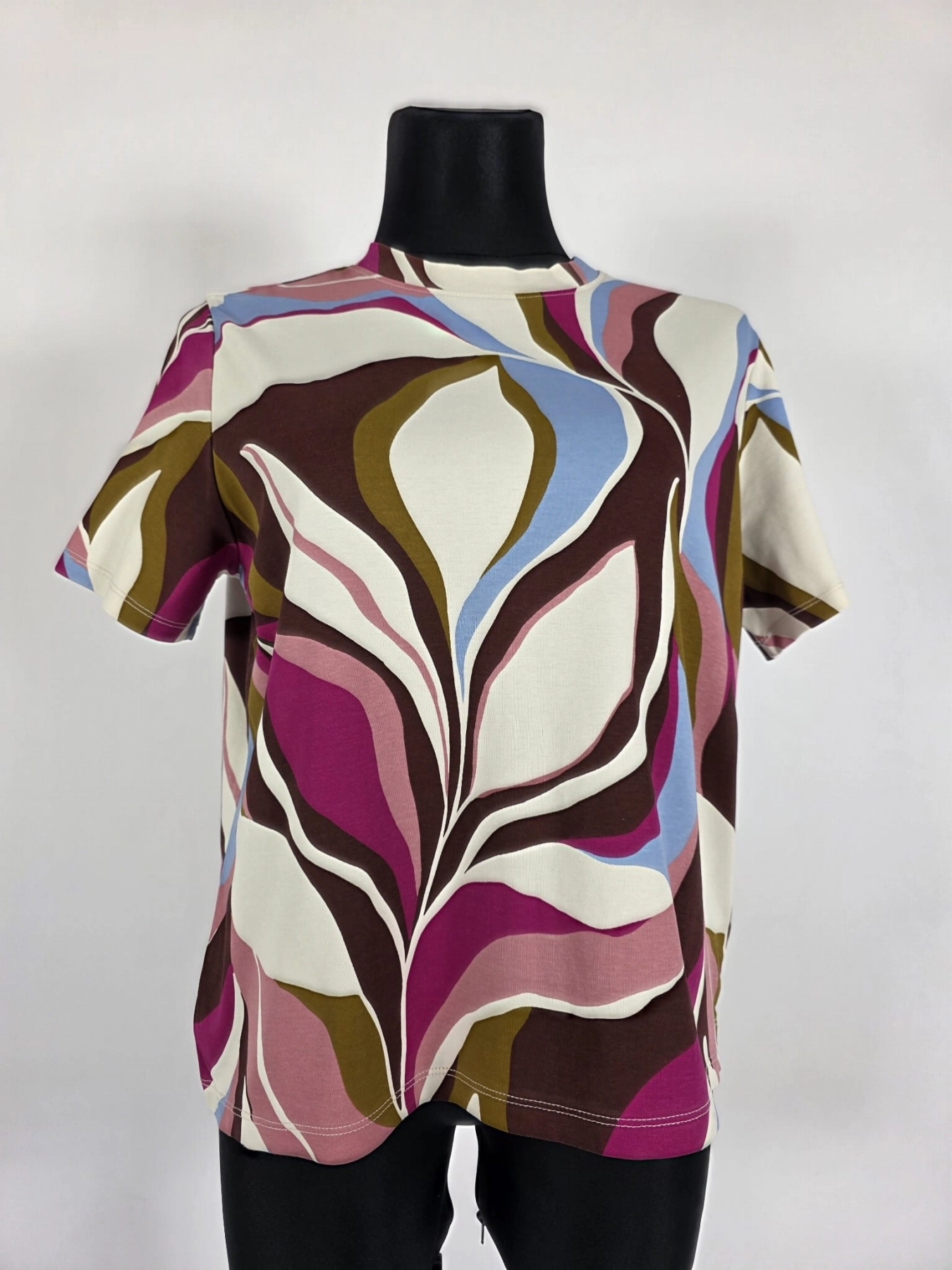 Designerski t-shirt w abstrakcyjne wzory marki C&amp;A rozm 44