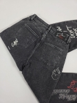 Czarne jeansy damskie FB Sister z wysokim stanem i modnymi nadrukami, idealne do streetwearowych stylizacji premium.
