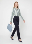 Koszula w paski ICHI i jeansy Levi's 721 - idealny zestaw na każdą okazję