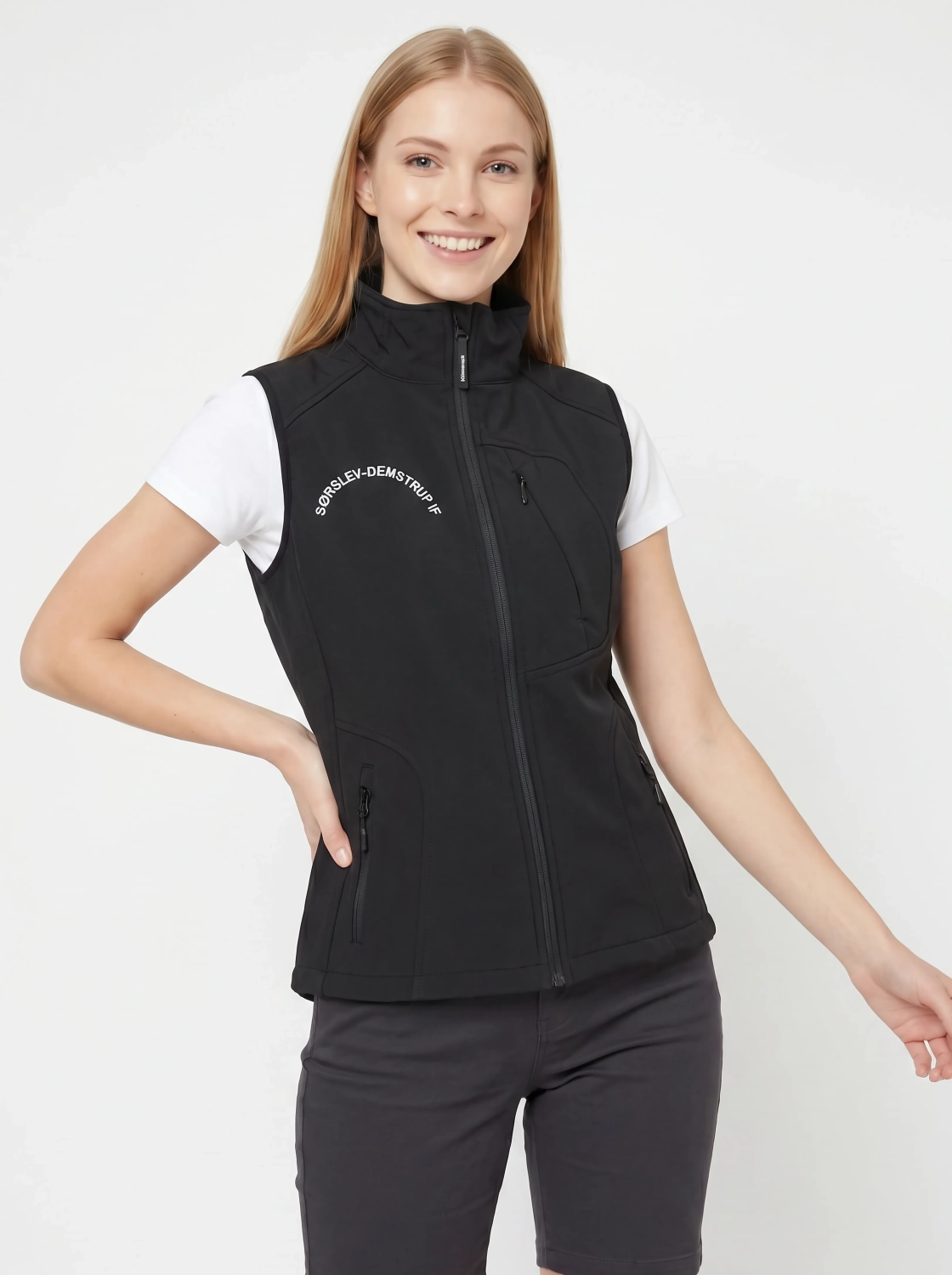 Damska czarna kamizelka softshell Kilmanock rozmiar 38 to idealne połączenie sportowego stylu i kobiecego fasonu na chłodniejsze dni