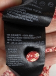 Wiskozowa sukienka maxi HM w kwiaty z dekoracyjnymi guzikami i wiązanymi rękawami