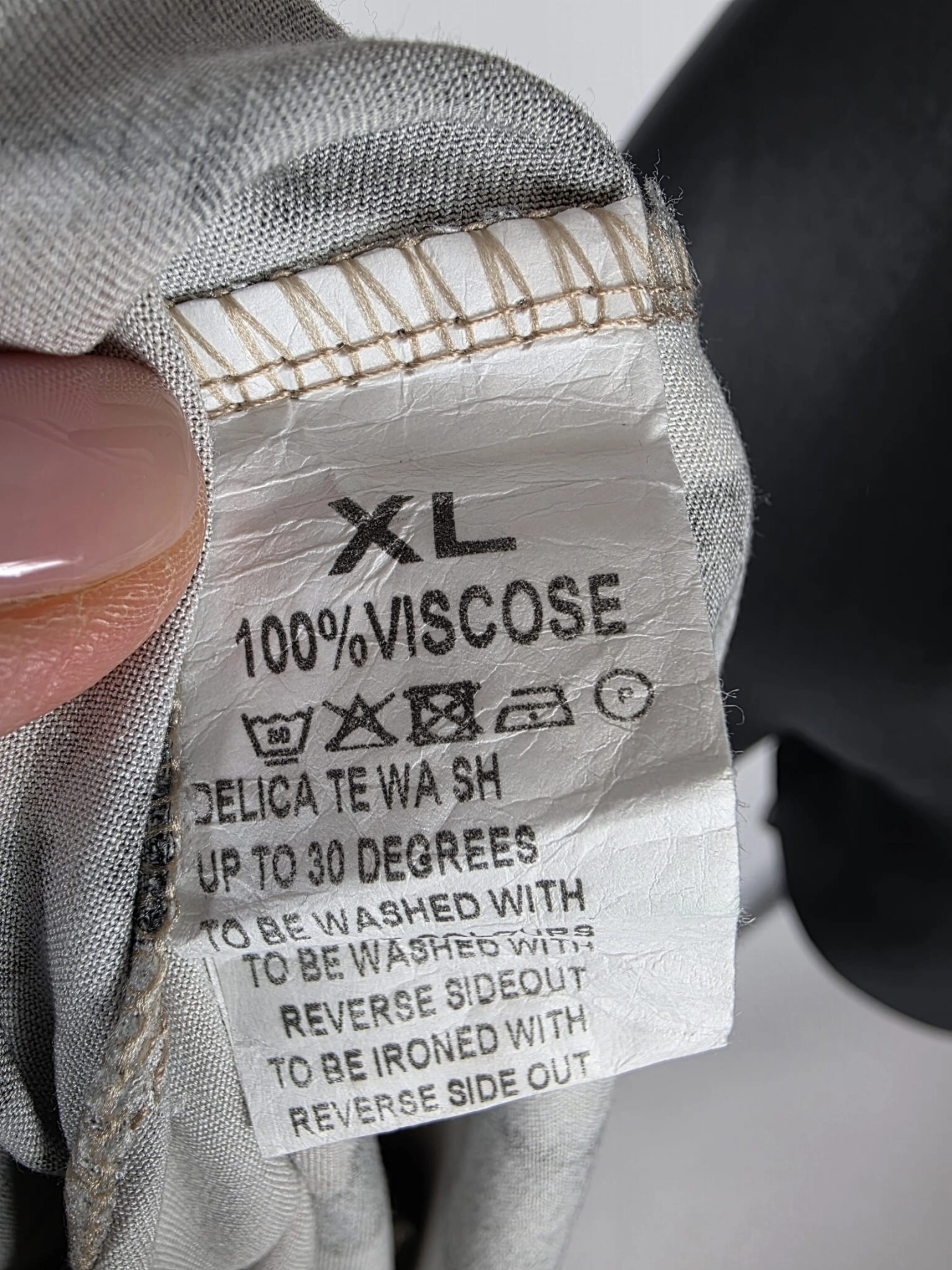 Wiskozowa koszula damska w panterkę marki 2-BIZ w rozmiarze XL, idealna do eleganckich i casualowych stylizacji