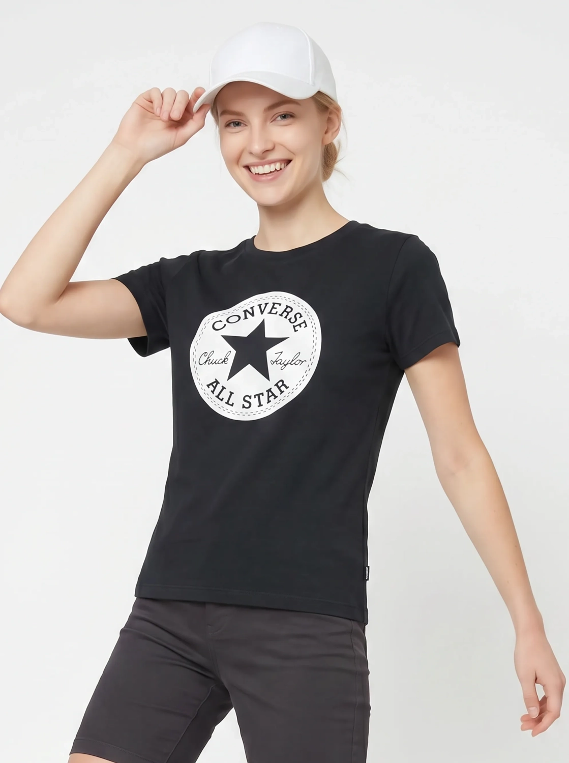Czarna markowa koszulka damska Converse All Star w rozmiarze S, idealna do casualowych stylizacji
