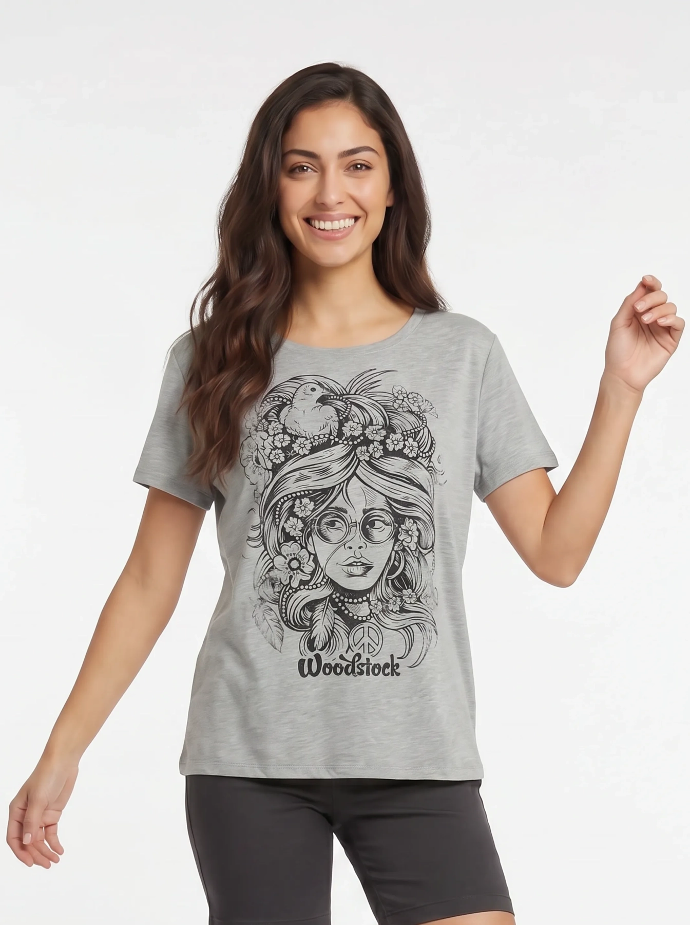 Markowy szary T-shirt Selected Femme z unikatową grafiką Woodstock i wygodnym krótkim rękawem, idealny do stylizacji boho i casual