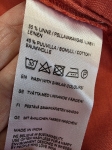 Wyjątkowy zestaw damski premium składający się z haftowanej bluzki ONLY oraz lnianej spódnicy midi marki INDISKA