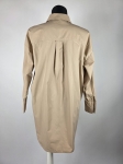 Długa beżowa koszula damska Bik Bok wykonana z 100% bawełny organicznej, idealna jako tunika w stylu oversize do eleganckich i codziennych zestawień