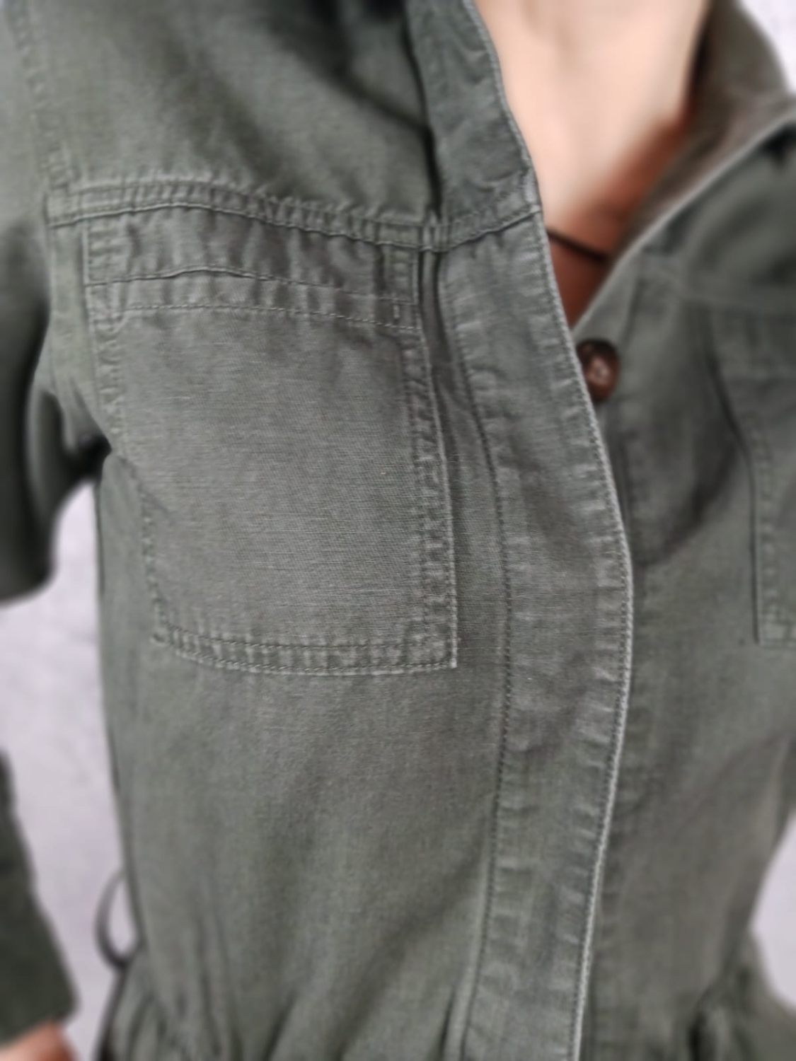Piękny kombinezon khaki - Massimo Dutti