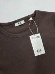 Lniana stylizacja w kolorze fuksji z brązowym t-shirtem to idealny wybór na letnie wyjścia, łączący elegancję marek Reserved, Vila oraz CA