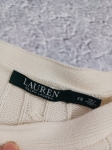 Łososiowe spodnie PLEASE i kremowy sweter RALPH LAUREN