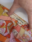 Ekskluzywny komplet damski premium składający się z białej koszuli InWear oraz wzorzystych spodni z szerokimi nogawkami Surkana, idealny na lato