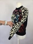 Oryginalny, patchworkowy sweter damski Desigual w rozmiarze S z motywem zwierzęcym i roślinnym, idealny do unikalnych stylizacji premium