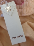 Komplet damski premium składający się z czarnej bluzki koszulowej Gerry Weber oraz brzoskwiniowej spódnicy maxi z rozcięciem The Wess