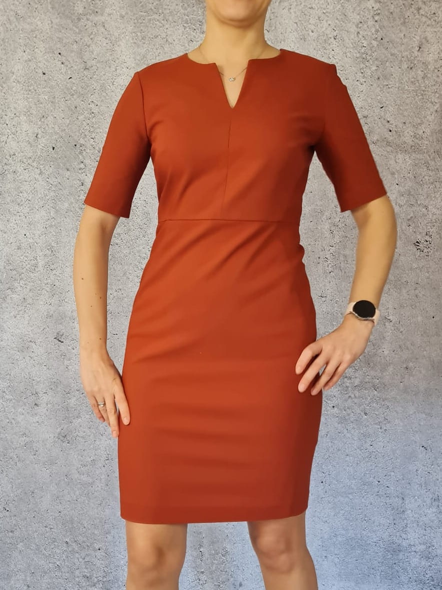 Miedziana sukienka InWear