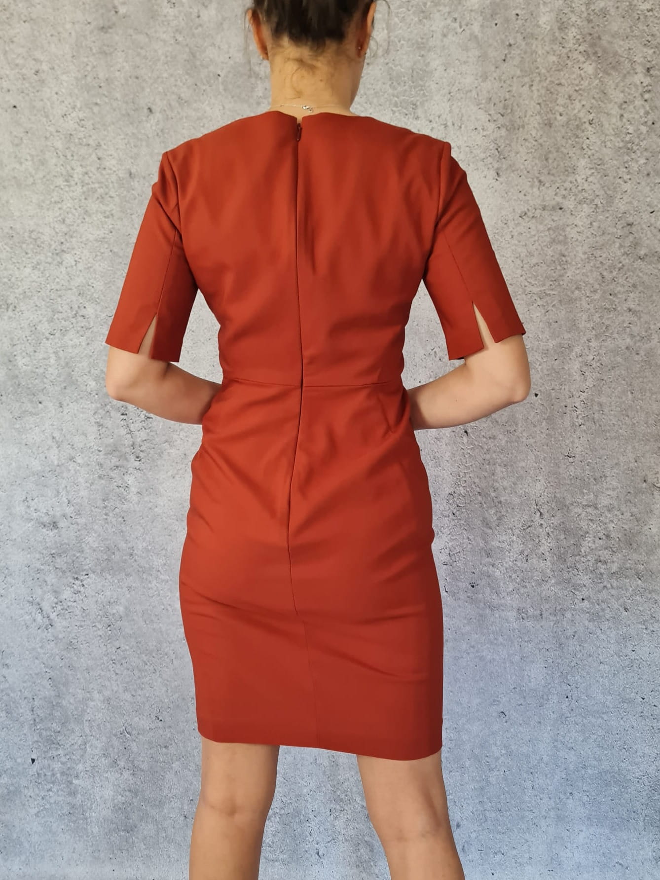 Miedziana sukienka InWear
