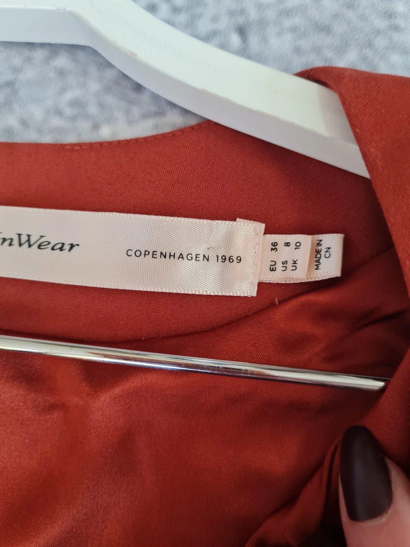 Miedziana sukienka InWear