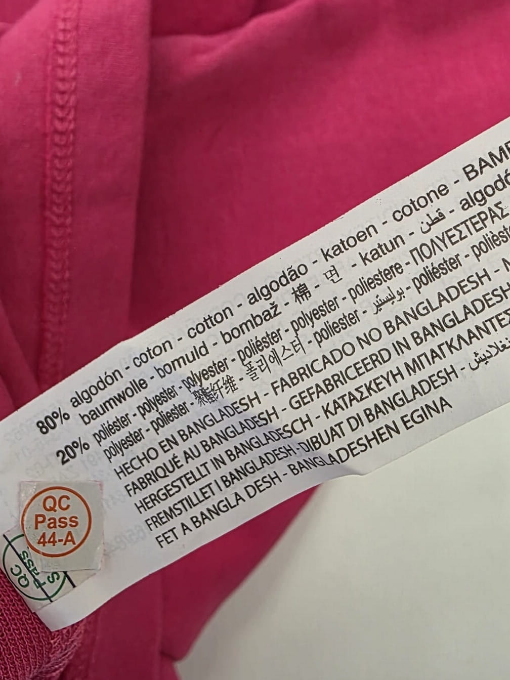 Różowa sukienka bawełniana Zara o sportowym kroju t-shirt z surowym wykończeniem
