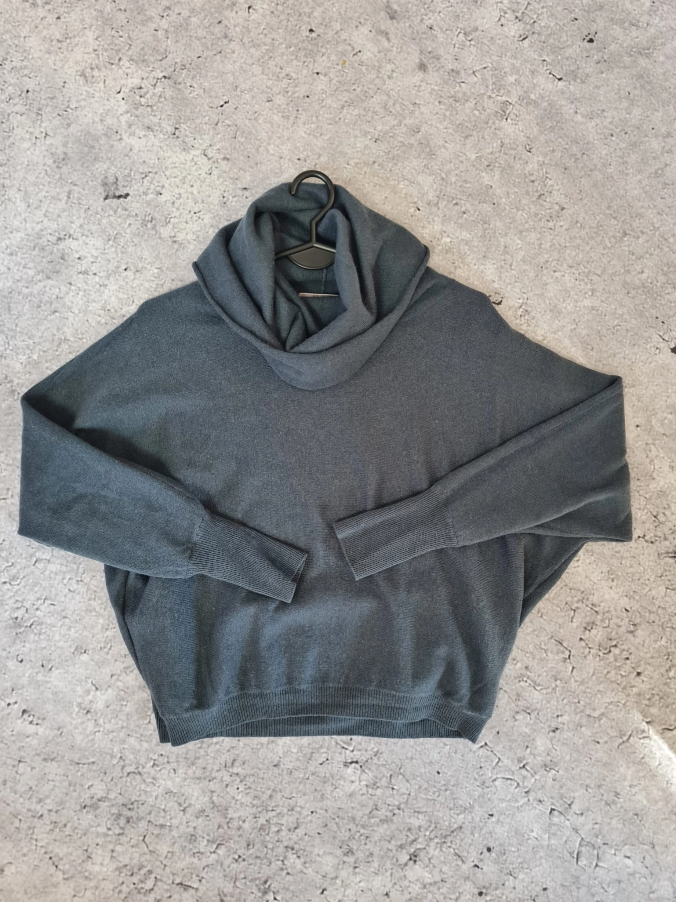 Kaszmirowy Sweter Bloom