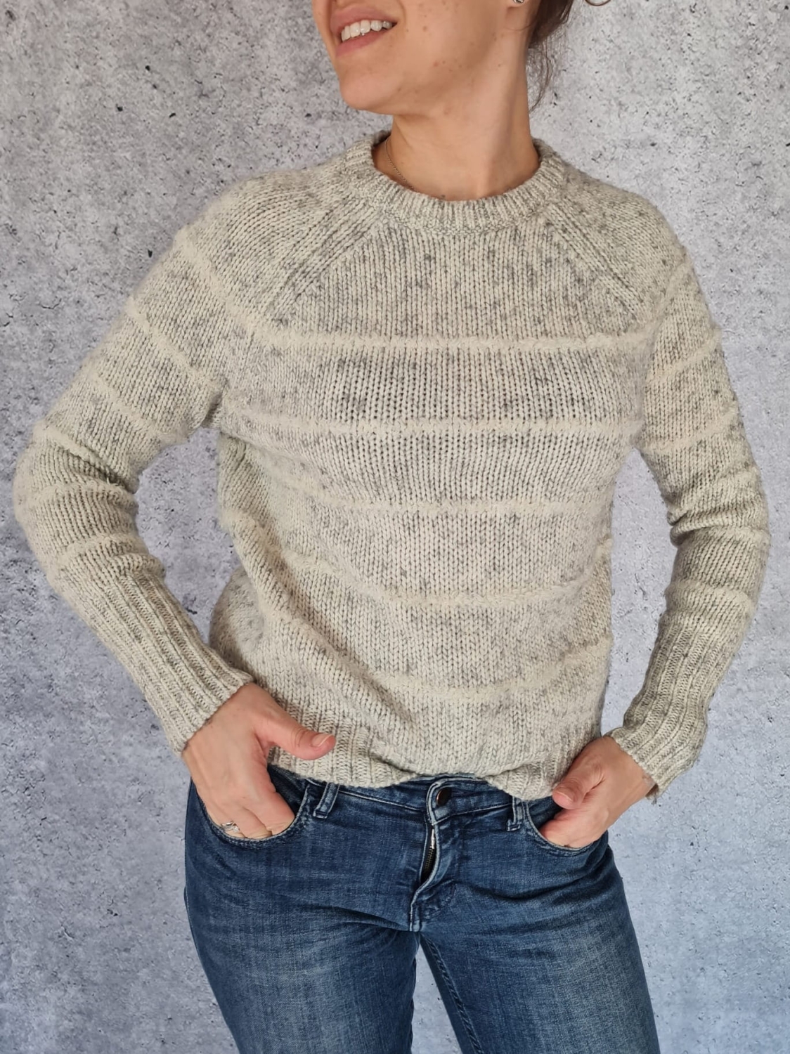 Ciepły sweter 53% wełna