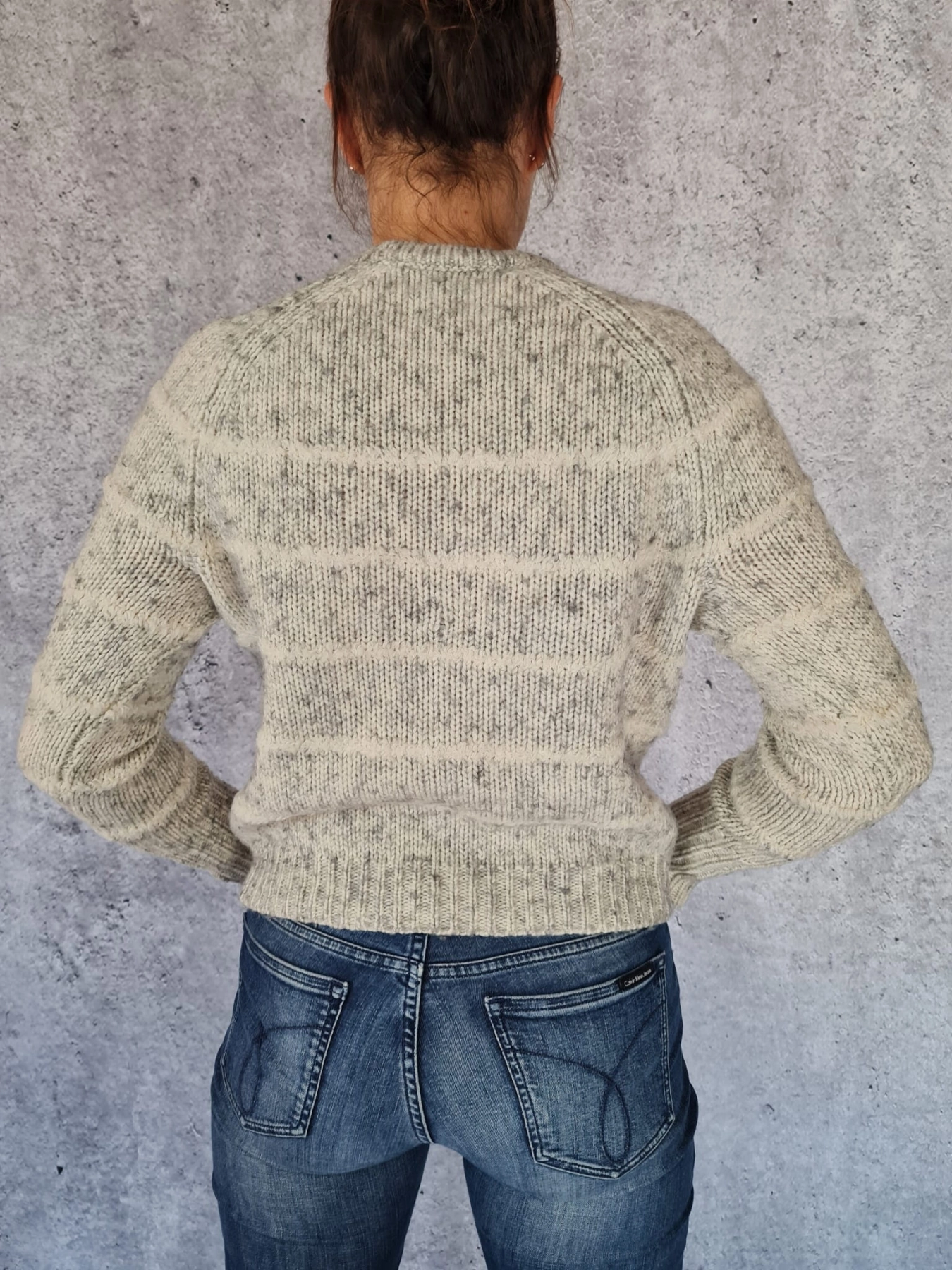Ciepły sweter 53% wełna