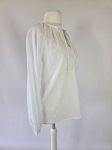 Biała bawełniana bluzka LA RÕUGE Luna Blouse w rozmiarze XS/S to synonim ponadczasowej elegancji i codziennego komfortu w wydaniu premium