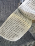 Jeansowy damski top na ramiączkach marki Lindex w rozmiarze XL, wykonany z miękkiej mieszanki bawełny i lyocellu, to idealna propozycja do letnich, casualowych stylizacji premium
