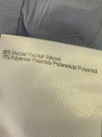 Błękitna koszula damska Noa Noa w rozmiarze 40 z ozdobną falbanką przy kołnierzyku i marszczeniem na ramionach to synonim kobiecej elegancji premium