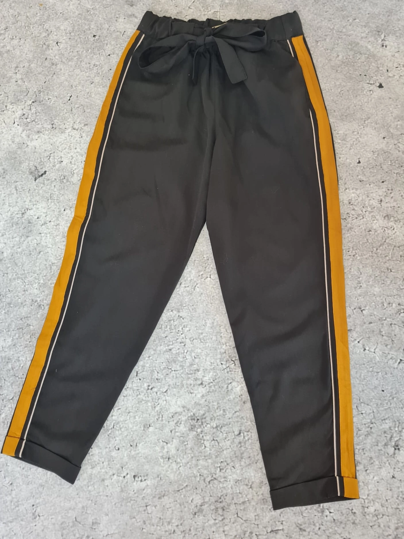 Spodnie z Paskiem - PULL&amp;BEAR