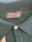Dwuczęściowa kobieca stylizacja premium składająca się z wiskozowej bluzki polo ZHANDA w pionowe pasy oraz beżowych spodni HM z wysokim stanem