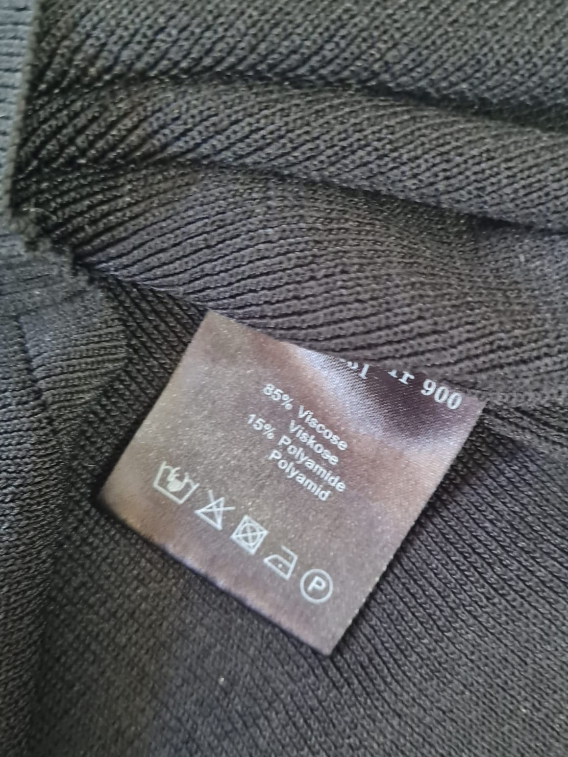 3808