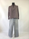 Damski komplet casualowy składający się z luźnej bluzki G-Star RAW oraz szarych jeansów wide leg marki ONLY