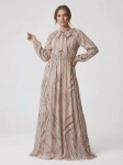 Zwiewna i romantyczna sukienka