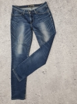 Kardigan Ochnik w zestawie z koszulą Marc O'Polo i spodniami Levi's