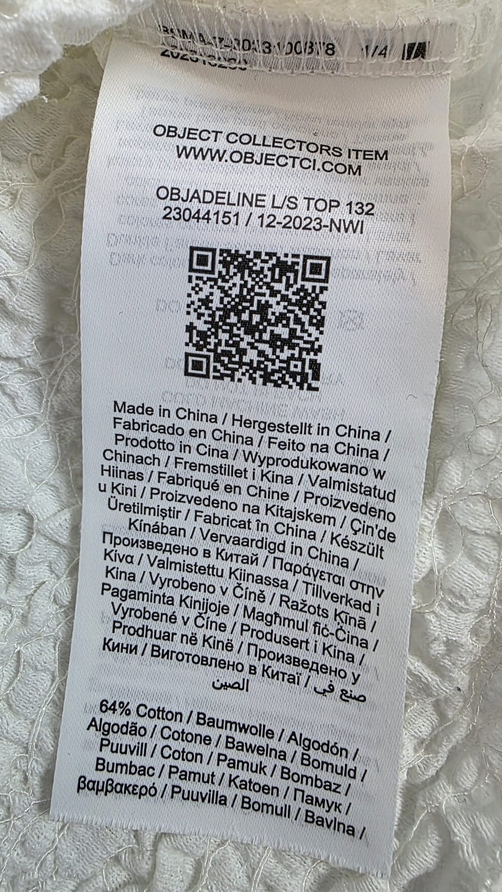ciemnozielona skóra i strukturalna biel