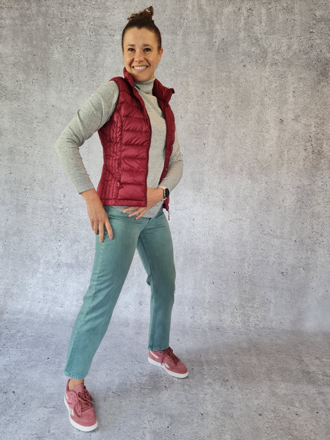 Kamizelka puchowa!, golf oraz jeansy miętowe ZARA