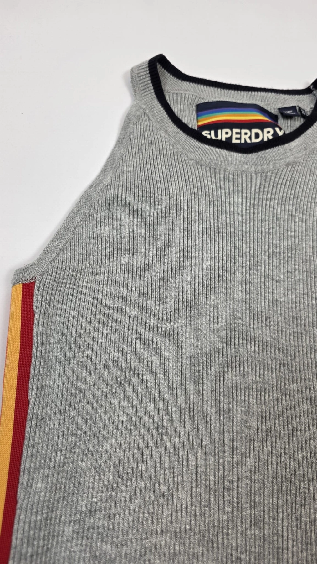 Sportowo dzianinowa radość SUPERDRY rozm. 44