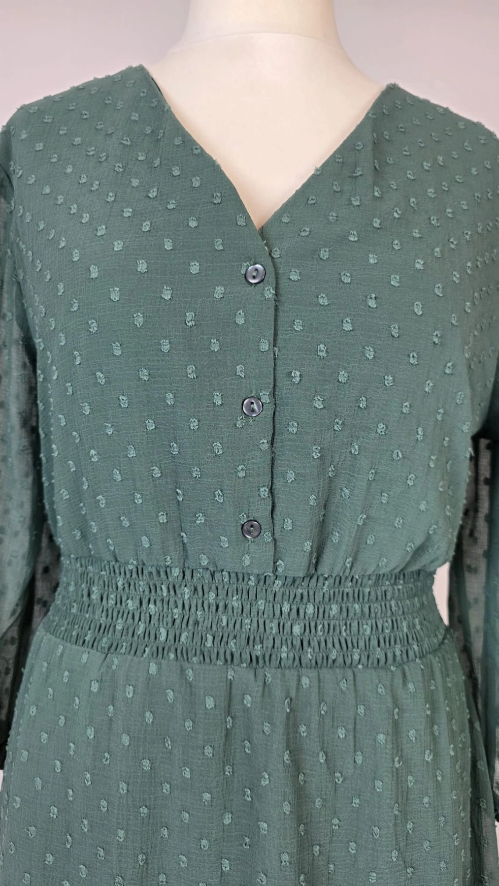 Piękna zielona sukienka ABOUT YOU