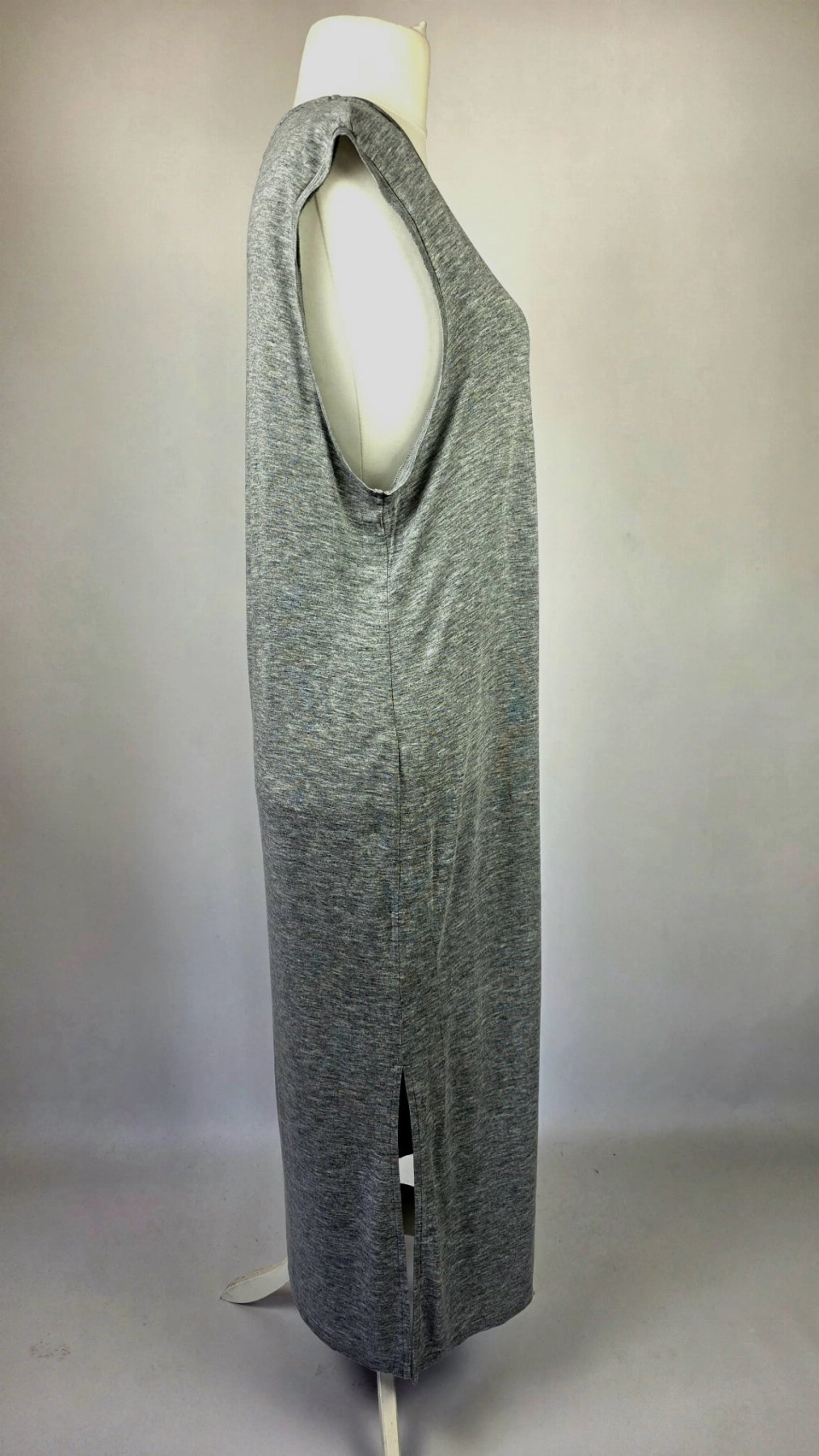 Szara sukienka maxi