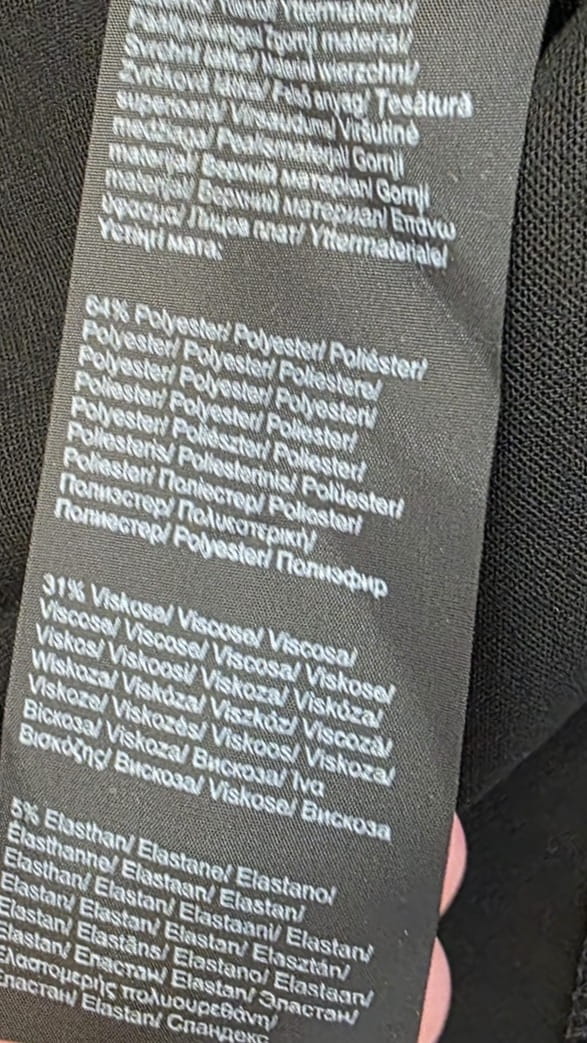 Klasyczna czarna sukienka z ozdobnymi rękawami s. OLIVER