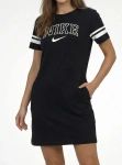 Czarna sportowa sukienka mini marki Nike