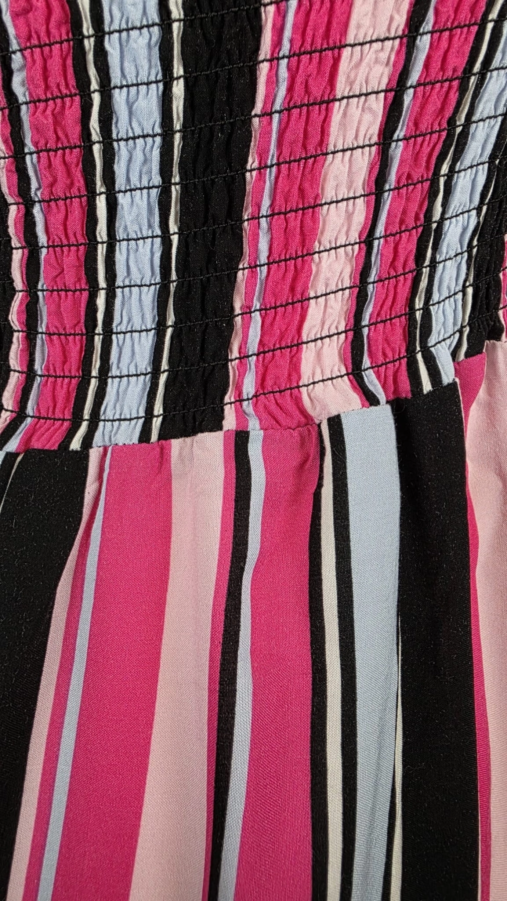 Letnia sukienka maxi w paski